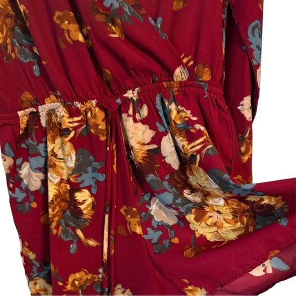 🌹ONE CLOTHING FLORAL DRAWSTRING WAIST V NECK ROMPER - Picture 2 of 6